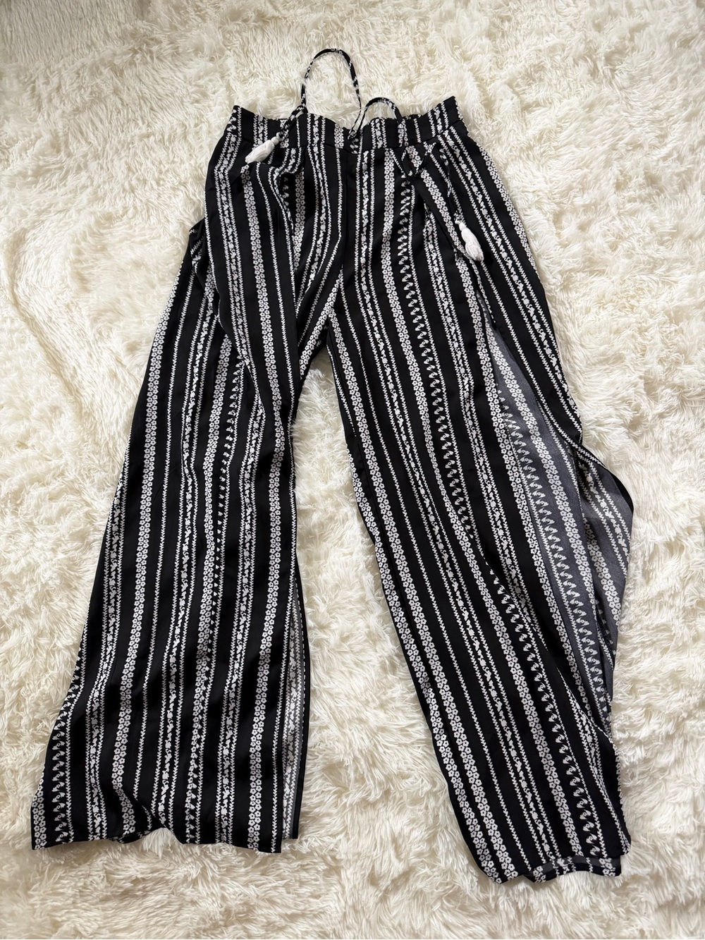 SHEIN Black & White Striped Wide-Leg Pants